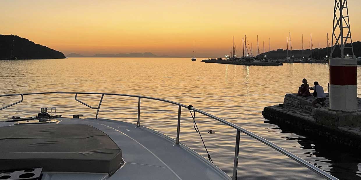escursioni e noleggio yacht santa maria di leuca grecia